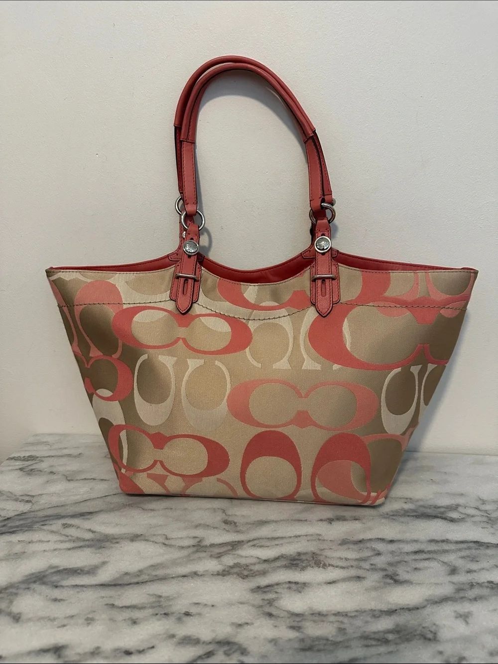 Y2K-era Coach Carly Signature Optic Print Tote Bag coral beige handbag